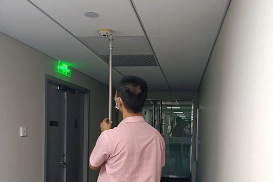 ���������z�y