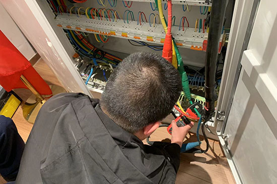 늚��O(sh��)ʩ�z�y